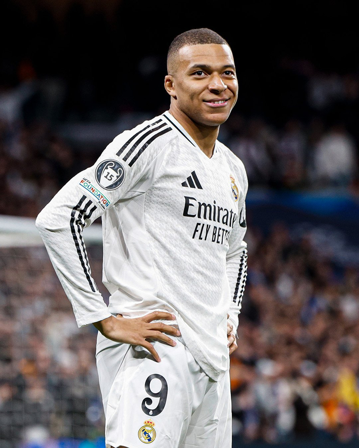 拉赫马尼：我们要庆祝，因为训练、工作就是为了让球迷高兴（拉赫马尼：应当庆祝，我们的训练与工作只为让球迷开心）