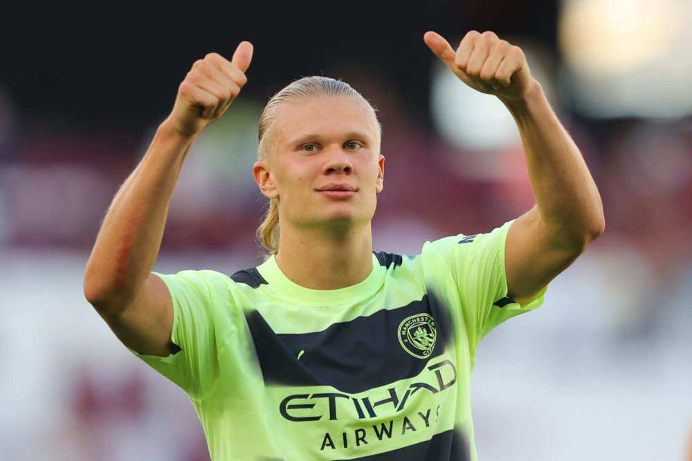 重大误判？专业VAR机构重新划线证实纽卡制胜球越位（权威VAR重划线证实纽卡制胜球越位，判罚疑现重大失误）