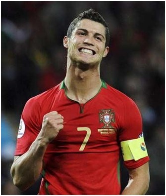 李玮锋：联赛中轴都是外援造成国足没人，这两年踢球孩子多了