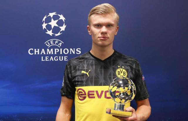 领衔声援加沙，巴斯克代表队和加泰代表队队长都来自皇家社会（巴斯克与加泰代表队队长同属皇家社会，领衔声援加沙）