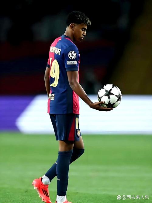 拜仁新战术体系攻守兼备