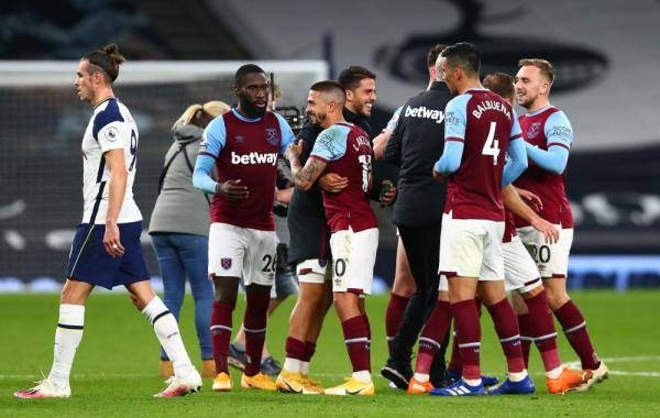 官方：前阿根廷国脚加戈被墨超内卡萨解雇；今年第二次下课