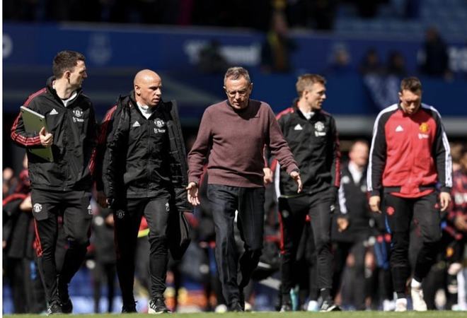 那不勒斯外线射门精准制胜