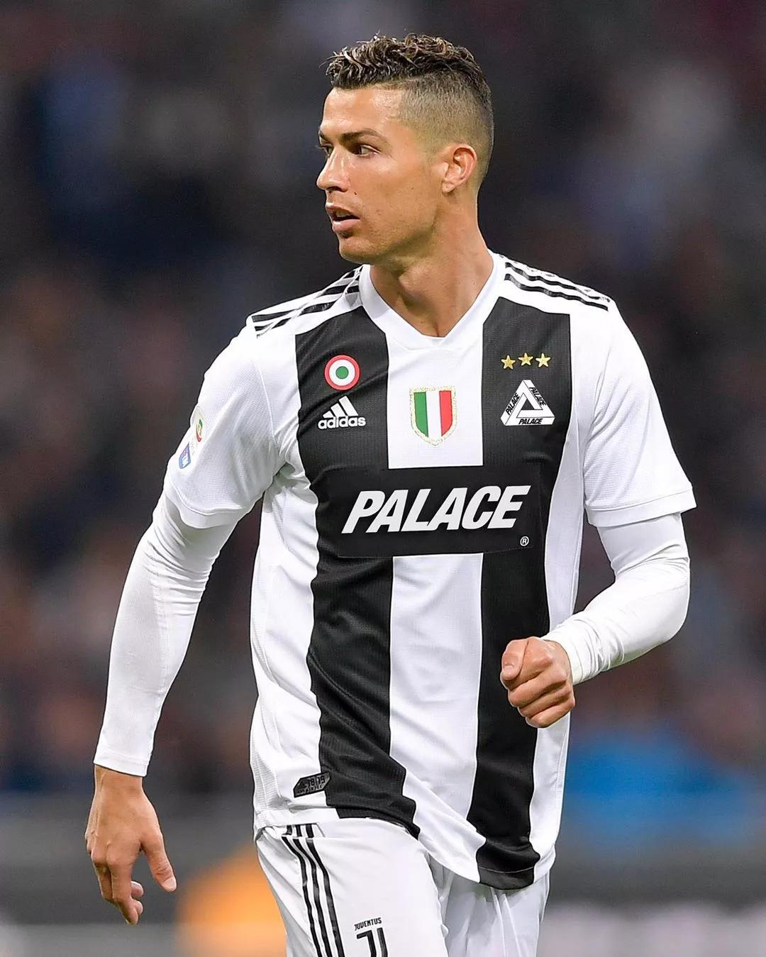 荷甲半场：特伦斯考建功，鹿特丹斯巴达暂0-1海伦芬（荷甲半场战报：特伦斯考破门，鹿特丹斯巴达暂0比1落后海伦芬）