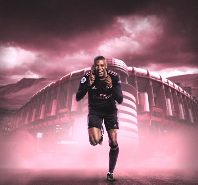 张琳艳赛后和凯莉交换球衣，后者直接把中国队球衣穿在身上（赛后张琳艳与凯莉互换球衣，凯莉当场披上中国队战袍）