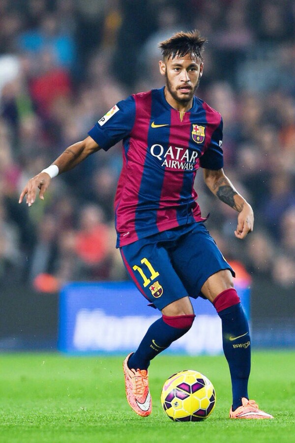 斯基拉：阿森纳正在关注铃木彩艳，有意在下个赛季引进他