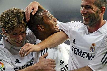 绿帽哥：利物浦高层与斯洛特今日开会，萨拉赫无缘下周欧冠名单（绿帽哥称：利物浦高层今与斯洛特会谈，萨拉赫不进下周欧冠大名单）