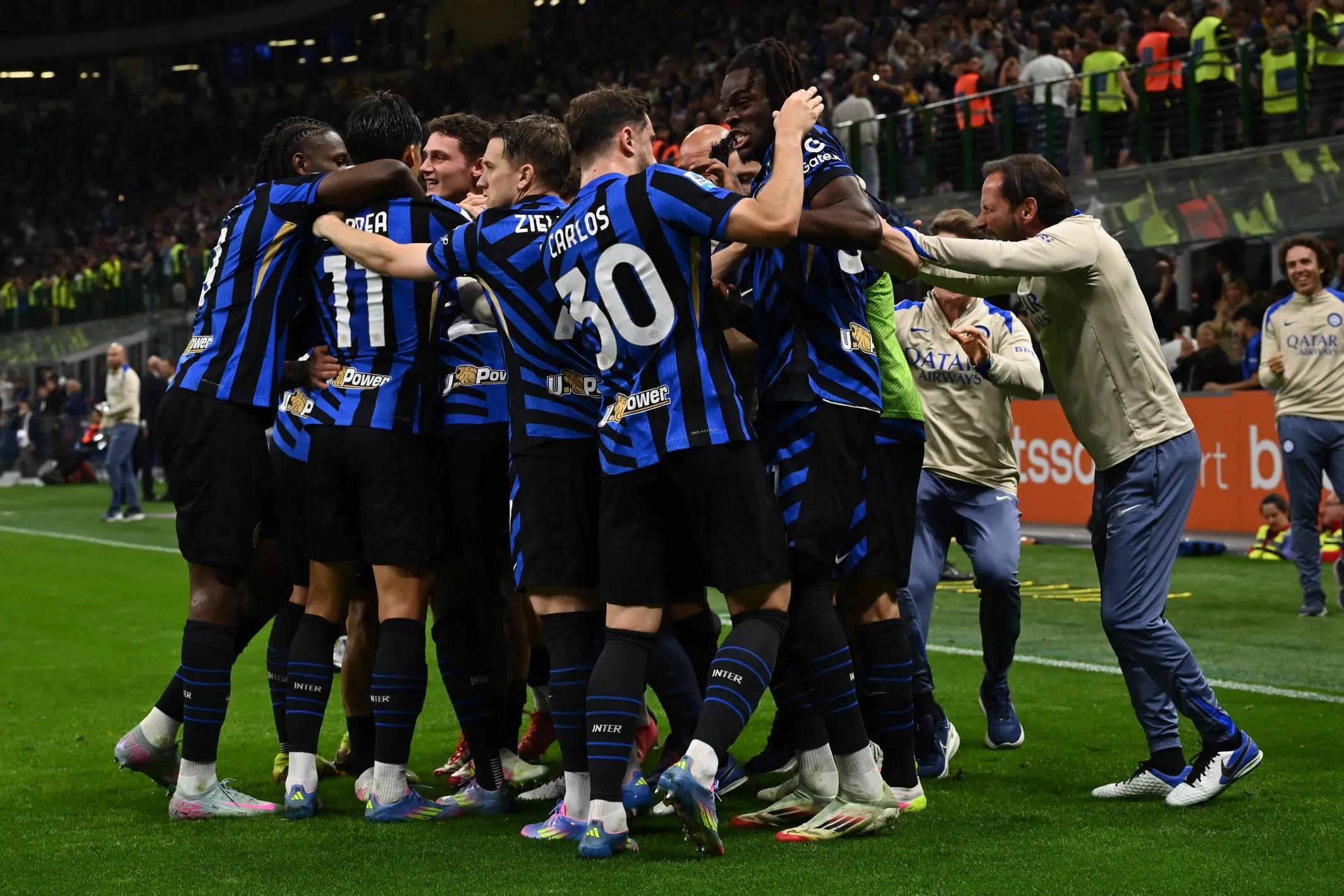 成都球迷怒喷自家球员：球迷和谁有仇你们就输谁，我们要不要脸？